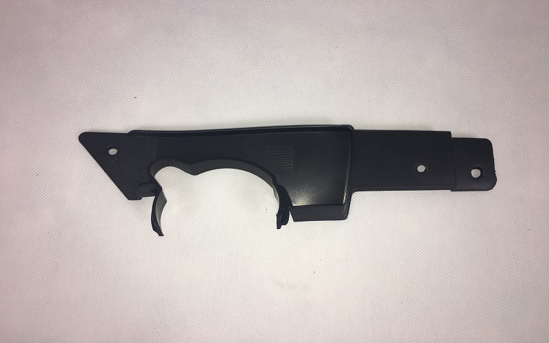 AIRINLET COVER LOWER LH