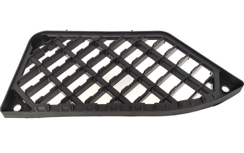 FOOT STEP LOWER RH (PLASTIC)