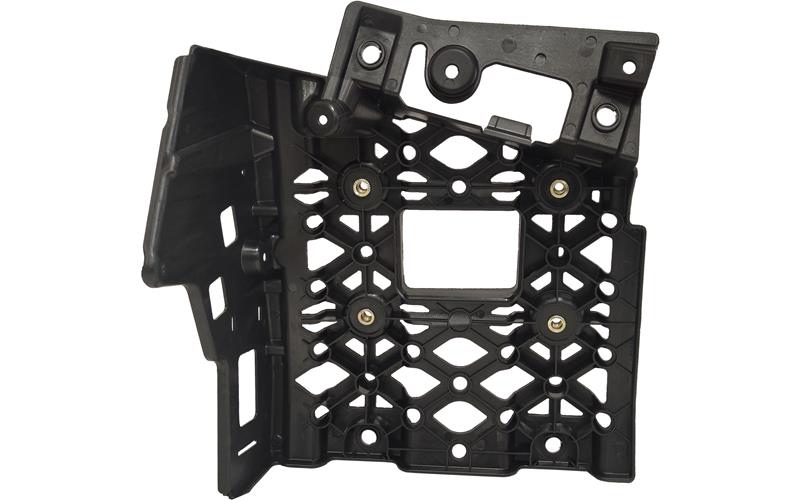 STEP PANEL BRACKET RH