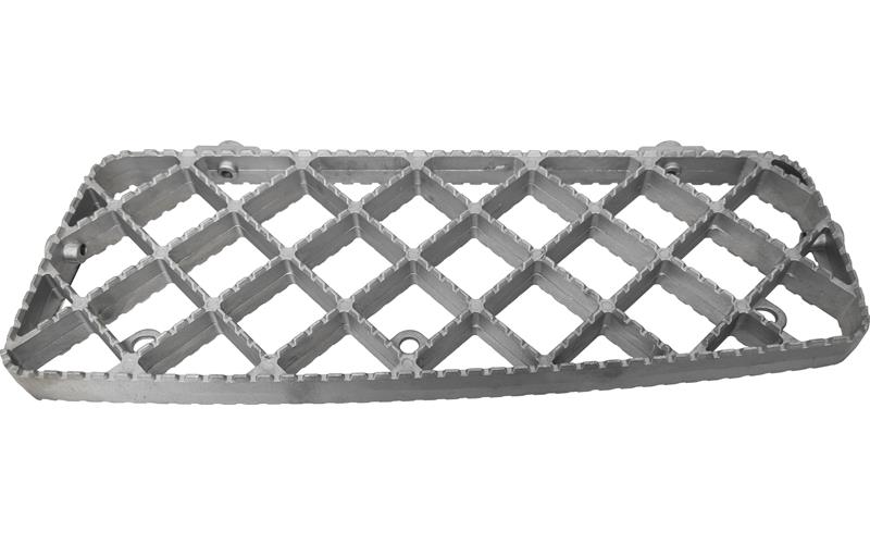 MIDDLE STEP PLATE